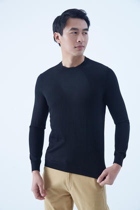 圣弗尔瑞鄂尔多斯特色精纺圆领男套衫  30%羊绒55%防缩毛15%丝光毛