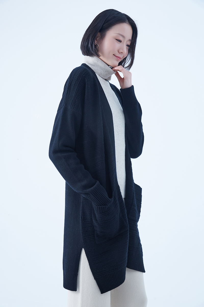 圣弗尔瑞  V领翻花女开衫 鄂尔多斯特色羊绒衫  100%羊绒