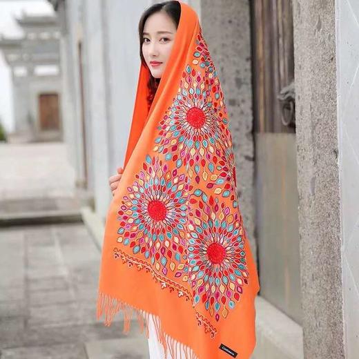 新疆羊绒围巾 太阳花   多种花色可选 商品图4