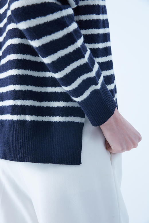 圣弗尔瑞 圆领翻花女套衫鄂尔多斯特色羊绒衫  100%羊绒 商品图8