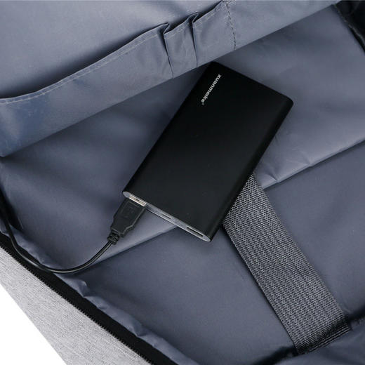 【2020全新升级，新款15寸充电背包】经典商务多功能双肩包，可外置充电，时尚简约，耐磨笔记本电脑旅行书包，轻松应对职场！ 商品图2