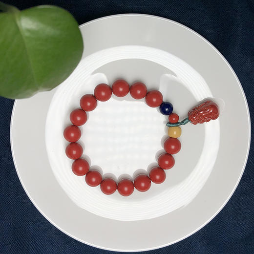 请先量好手围选规格 女款红砂青金石黄龙玉帝王砂貔貅 手链直径10毫米   饰品美物 商品图0