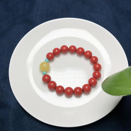 请先量好手围选规格 女款红砂蜜蜡绿松石单圈手链 10mm  饰品美物 商品图2