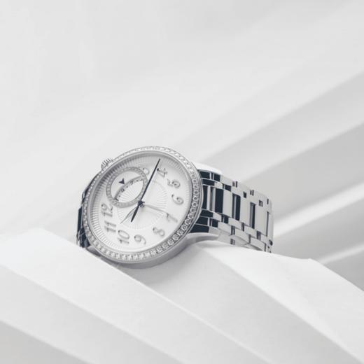 江诗丹顿 Vacheron Constantin 伊灵女神Égérie系列自动上链腕表 4605F/110A-B495 商品图3
