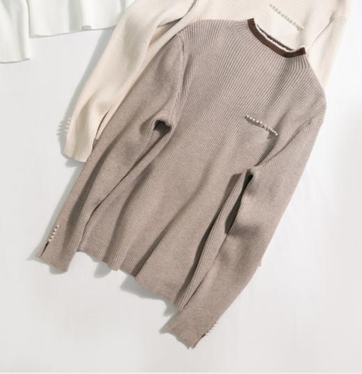 20k1407 倒三角珍珠上衣