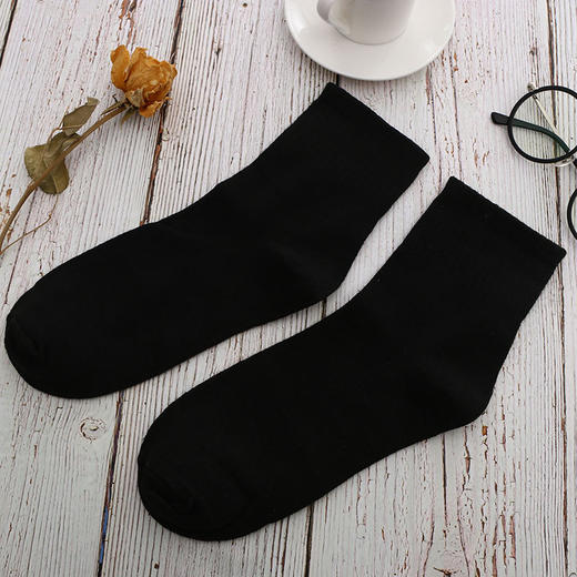 10双春秋款男士纯色中筒袜 平板网眼运动袜 无标地摊袜 地摊袜子批发 商品图5