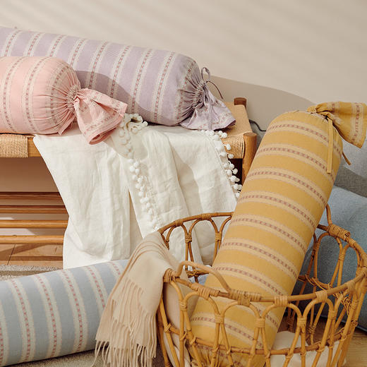 阳春小镇睡觉抱枕侧睡夹腿床上长条枕靠枕 商品图3