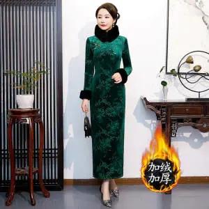 PDD-新款高档婚礼喜婆婆加绒加厚金丝绒长款连衣裙 商品图1