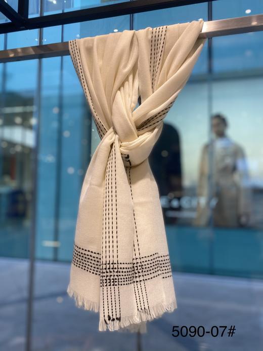 优品堂《思维空间》精品羊毛围巾披肩 商品图4