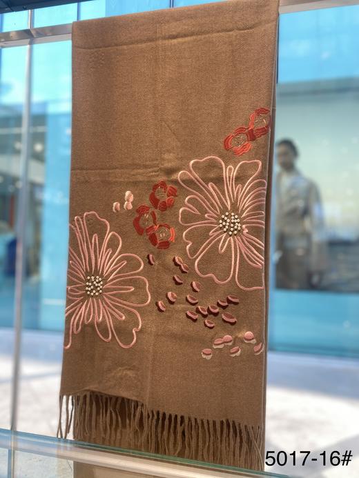 优品堂《白百何》拉绒刺绣长围巾披肩 商品图10