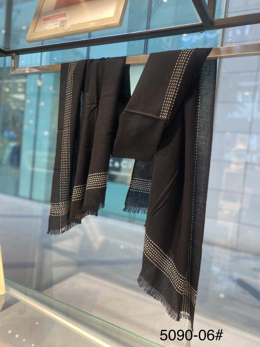 优品堂《思维空间》精品羊毛围巾披肩 商品图9