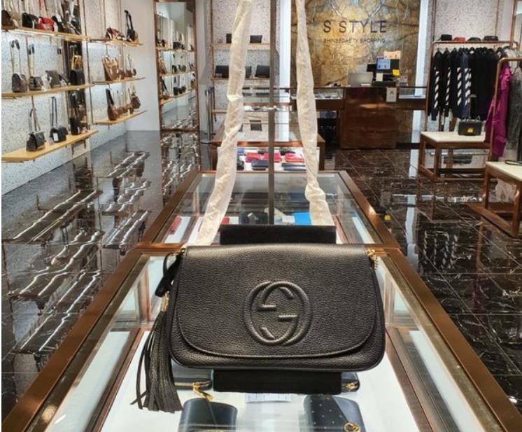 奥莱 [Gucci] Soho流苏链条包（536224 A7M0G 1000）JPY带授权招加盟代理