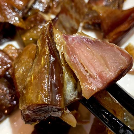 关系桂林会仙特产腊板鸭腊香四溢肥而不腻