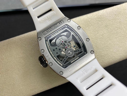 理查德米勒 Richard Mille RM23-02 飞鹰 搭载原装进口机械 尺寸43*50毫米 防水胶带配原装折叠扣 金属雄鹰设计霸气 商品图9