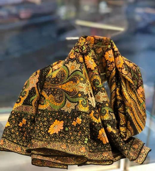 YOPOTA/优品堂“雍容华贵”重磅桑蚕丝，防紫外线，140大方巾丝巾 商品图4