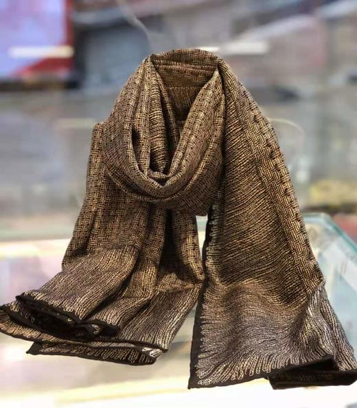 YOPOTA/优品堂“雍容华贵”重磅桑蚕丝，防紫外线，140大方巾丝巾 商品图2