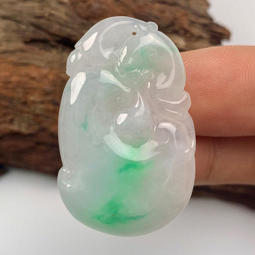 派瑞翡翠 翡翠挂件 糯种 飘绿花 商品图2