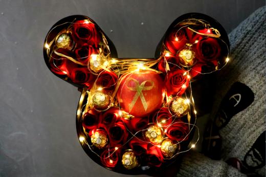 圣诞版11红玫11费列罗1苹果米奇礼盒 商品图3