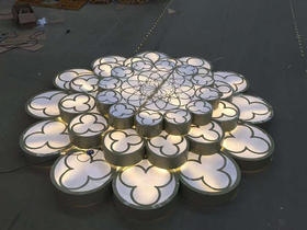 三叶草灯箱【运费自理】