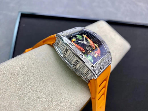 理查德米勒 Richard Mille RM57-01 【年年有鱼】搭载原装进口机械机芯 精钢壳尺寸43*50毫米 防水胶带配原装折叠扣 把愿望交给锦鲤，你只管努力，其他交给天意！ 商品图11