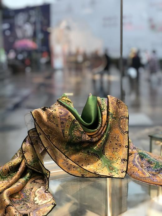 YOPOTA/优品堂“雍容华贵”重磅桑蚕丝，防紫外线，140大方巾丝巾 商品图0