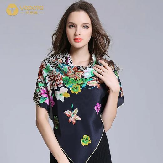 优品堂“芳菲国色”桑蚕丝90方巾防晒喷绘真丝巾 商品图5