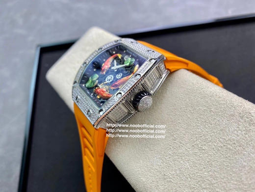 理查德米勒 Richard Mille RM57-01 【年年有鱼】搭载原装进口机械机芯 精钢壳尺寸43*50毫米 防水胶带配原装折叠扣 把愿望交给锦鲤，你只管努力，其他交给天意！ 商品图3