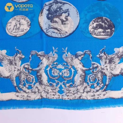 优品堂“如梦如幻”披肩两用羊毛围巾 商品图11