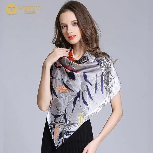 优品堂“芳菲国色”桑蚕丝90方巾防晒喷绘真丝巾 商品图7