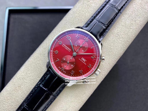 ZF实力演绎，震撼出击完美还原万国表葡萄牙系列新一代背透款葡计。 商品图4