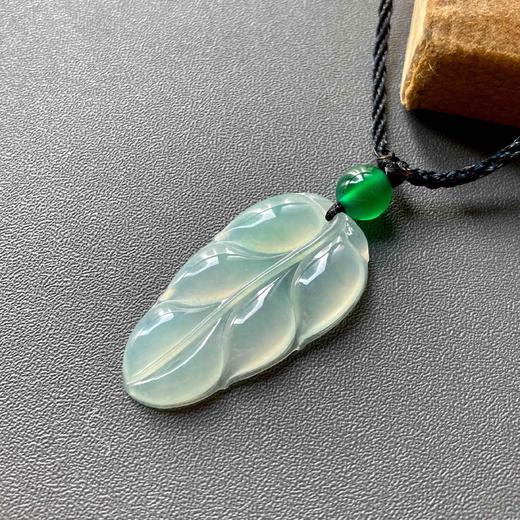 冰种淡晴水翡翠叶子 商品图2