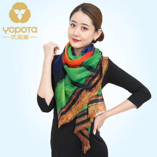 优品堂“预约幸福”精品羊毛喷绘细腻披肩围巾两用高档礼品 商品图7