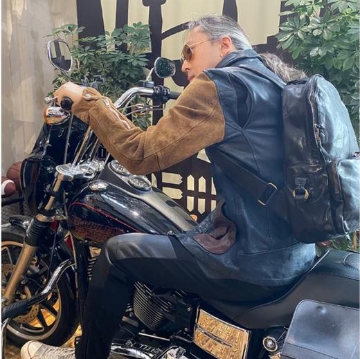 国外小众订制蜡染茶芯A级马皮双肩包 商品图1