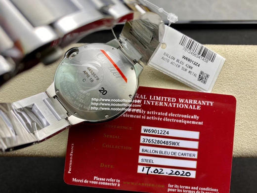 V6 厂 一表一卡一码！V7版 卡地亚 蓝气球 可搭载皮带和钢带，42mm 直径42x13mm，搭载2824自动机械机芯，316精钢表壳，蓝宝石镜面，烧蓝钢针，折叠扣，防水50米！乱真之作！ 商品图3
