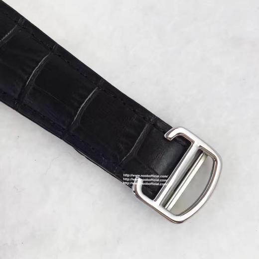 JF精品 卡地亚卡历博、升级版 强势推出！1比1原装开模 搭载复制原版1904-PS MC机芯 双面电透膜蓝宝石水晶玻璃 日历盘字体和原版一致，壳套做工精致！绝对是精品中的精品！ 商品图5