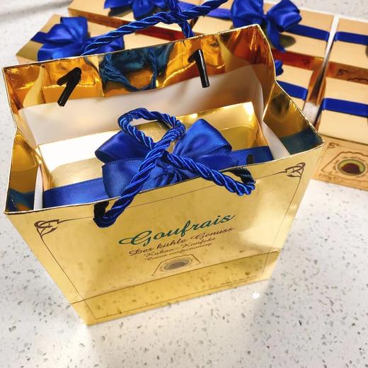 【德国奥斯卡小金人松露巧克力】新年送礼必备。250g/盒。1盒，配礼袋。 是巧克力，更像甜点，如冰淇淋般入口即化。 奥斯卡颁奖礼御用巧克力。 商品图5