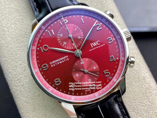 ZF实力演绎，震撼出击完美还原万国表葡萄牙系列新一代背透款葡计。 商品图8