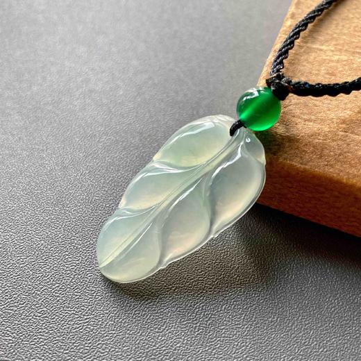 冰种淡晴水翡翠叶子 商品图0