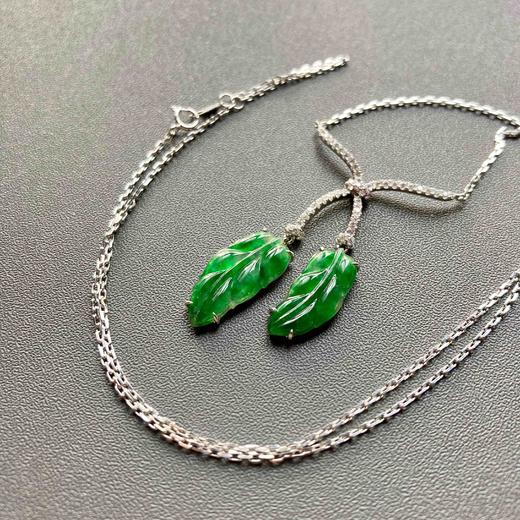 冰种阳绿辣色翡翠叶子项链18k白金钻石镶嵌 商品图2