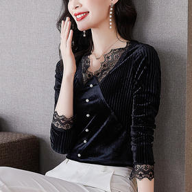 KQL  515T2212金丝绒条纹V领打底衫