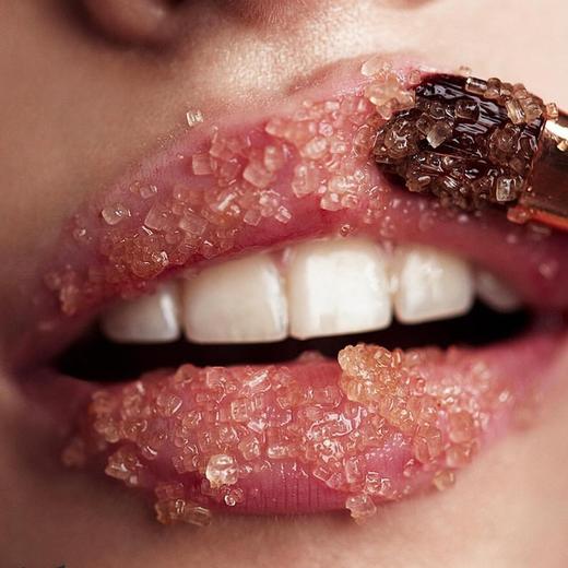 法国 Fresh馥蕾诗 经典滋养澄糖润唇膏 SPF15  4.3g 商品图3