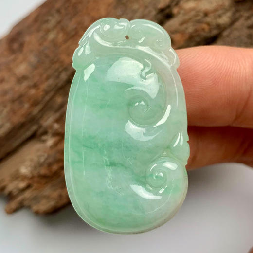 派瑞翡翠 翡翠挂件 糯种 飘绿花 商品图2