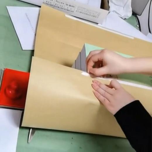 全开牛皮纸大张787×1092mm标书包装装订封面纸120克250克350克450克牛皮厚卡纸服装打版纸大尺寸包书纸包装纸复古手工绘画海报卡纸加厚1张牛皮纸包书纸包装纸 打版纸牛皮卡纸封面纸 包标书 商品图2