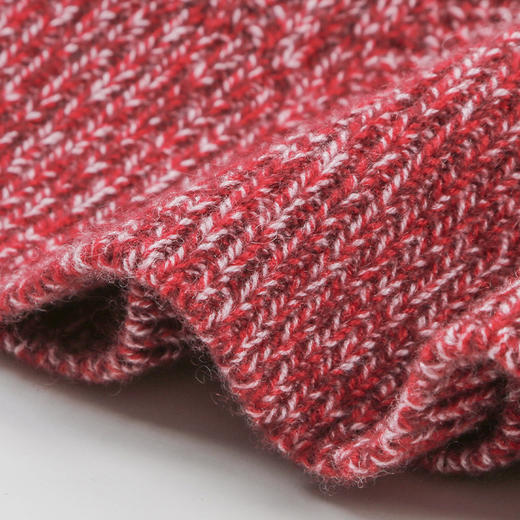 METTE羊绒世家冬女圆领100%山羊绒时尚绞花红白混色保暖针织毛衣 商品图4