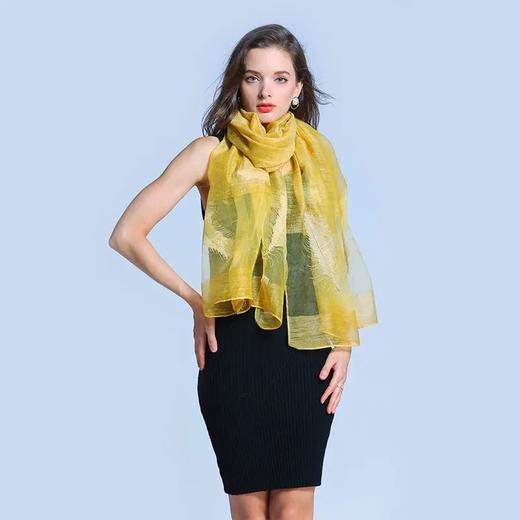 优品堂“桃花情缘”真丝羊毛刺绣长围巾 商品图13