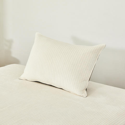 [现代房屋] 新款 韩国 超细纤维枕头 超柔软触感枕头 40x60 白色JPY带授权招加盟代理 商品图1