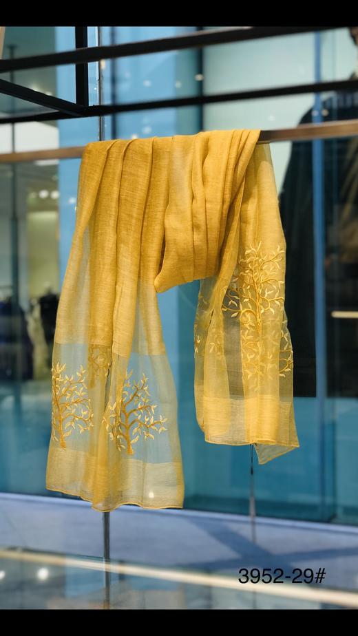 优品堂“桃花情缘”真丝羊毛刺绣长围巾 商品图7