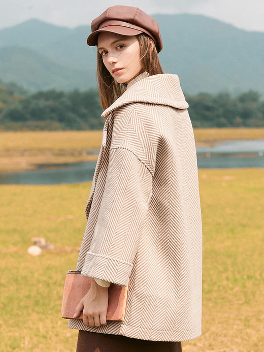 欧芮儿冬双排扣长袖大衣翻领条纹毛呢外套女中长款呢子大衣 商品图2