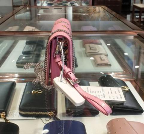 奥莱Prada机器人印花女士斜挎包1ZH029 2EEL F0028JPY带授权招加盟代理 商品图3