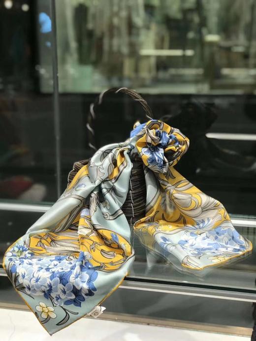 优品堂“风姿绰约”桑蚕丝喷绘斜纹90方巾真丝巾 商品图9